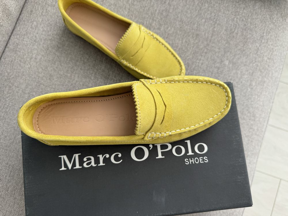 Продам женские новые мокасины