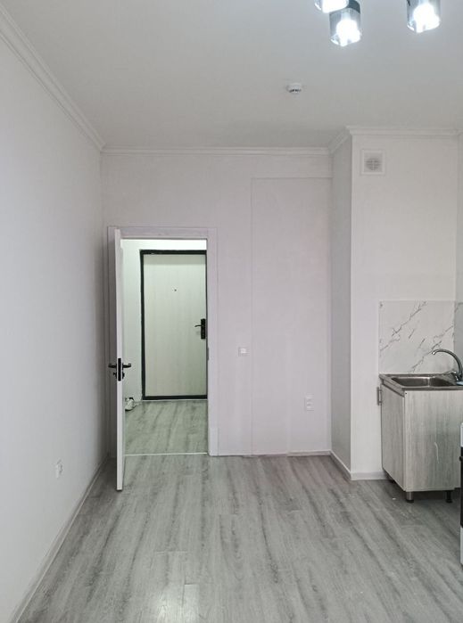 Срочно продаю 1 ком квартира в новостройке