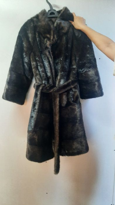 Шуба норковая в отличном состоянии
