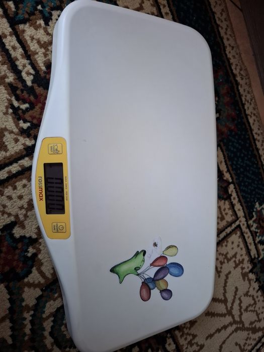 Vând cântar bebeluși