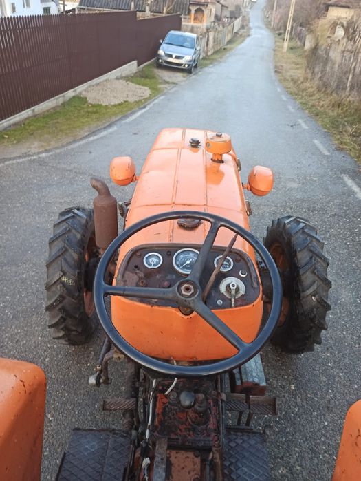 Tractor FIAT 415 DT 4X4 (UTB 445)
