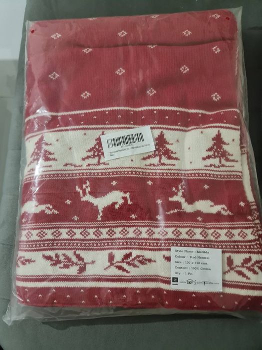 Коледни одеяла чисто нови имаме различни размери