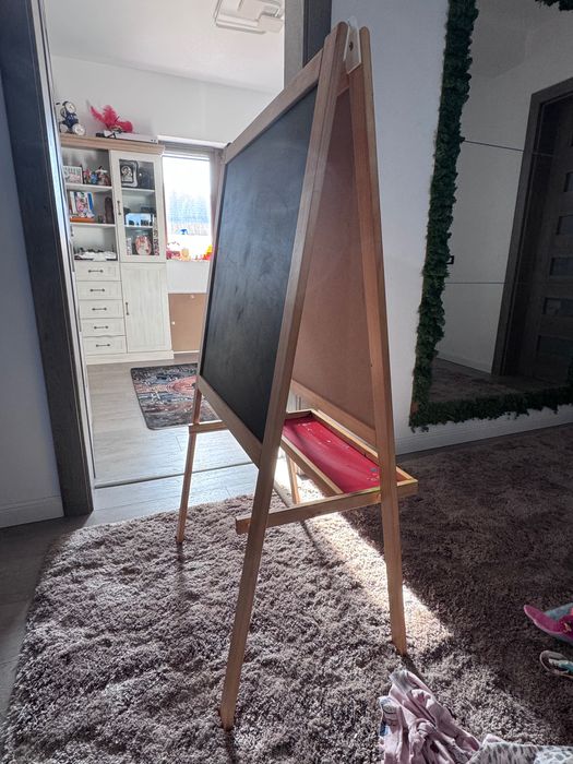 SALET de desenat  pentru copii