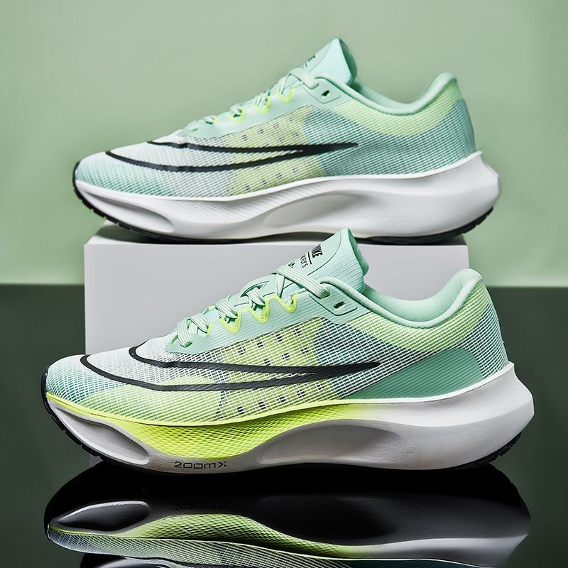 Беговые кроссовки Nike zoom fly 5