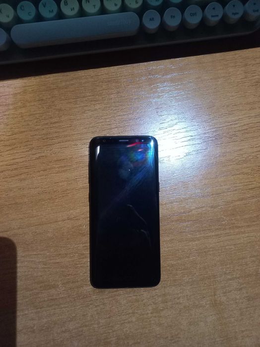 Samsung galaxy s8 продам