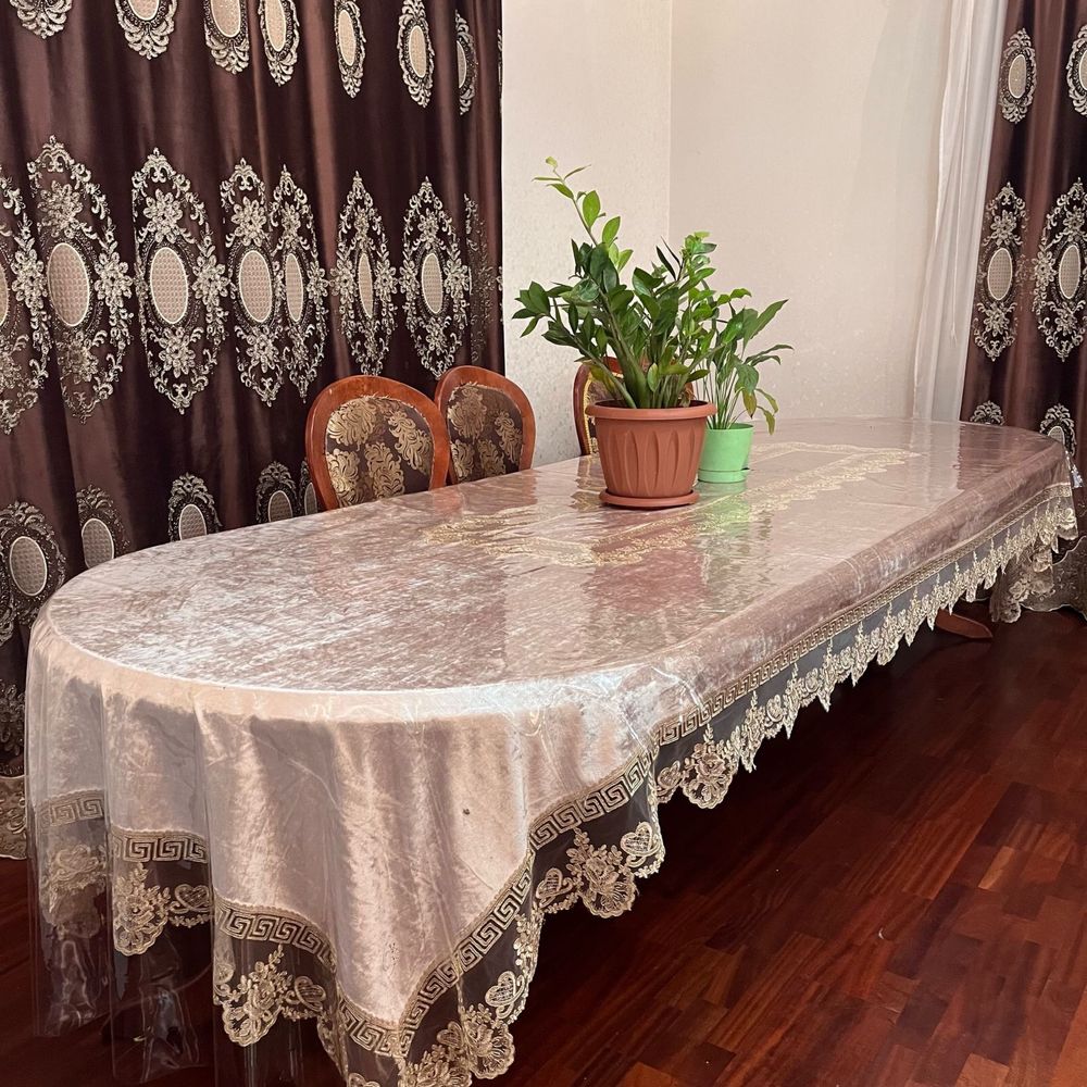 Продам Стол  для гостиной
