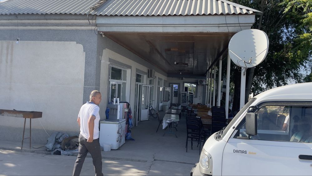 Tayyor yurub turgan choyhona