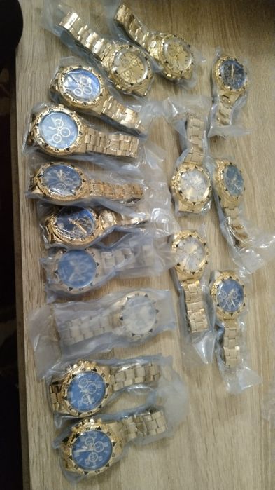 (erkak - qo'l soat) ( ayol - qo'l soat+bracelet)