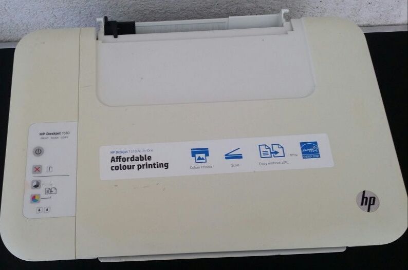 Inprimanta  HP  1510  scanner copiator imprimanta copii hartie xerox