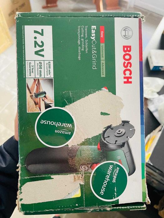 Polizor unghiular Bosch EasyCut&Grind, incarcare USB type-C