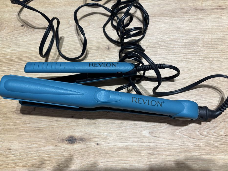 Set 2 placi indreptare par Revlon