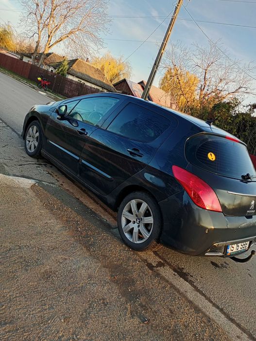 Vând Peugeot 308 automat 2011
