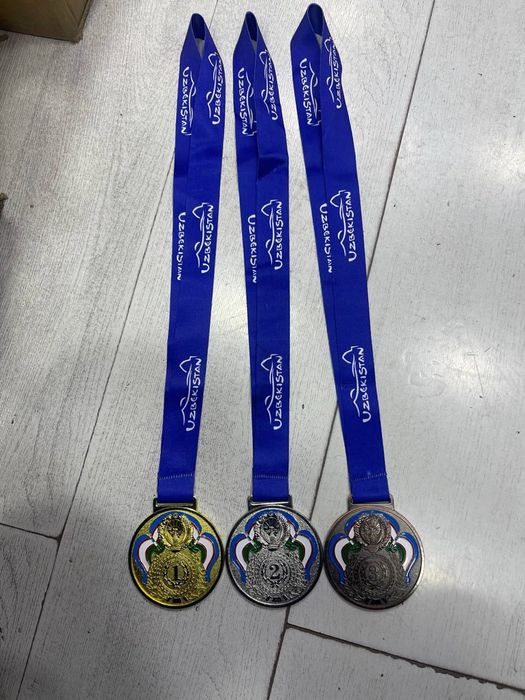Sport musobaqalari uchun medallar
