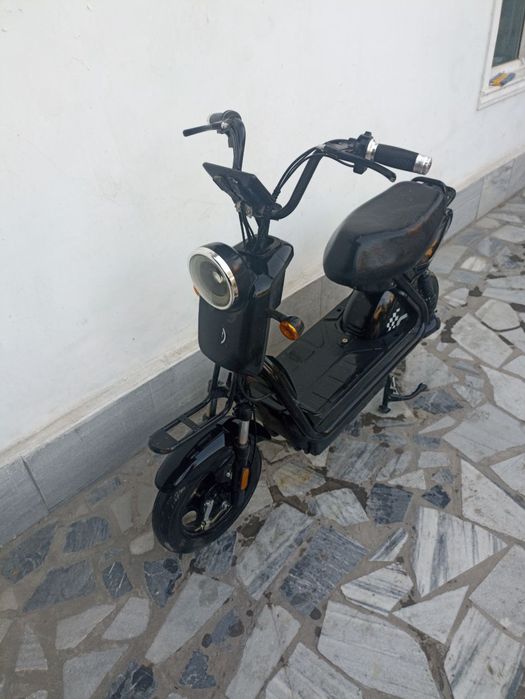 Продается скутр срочно