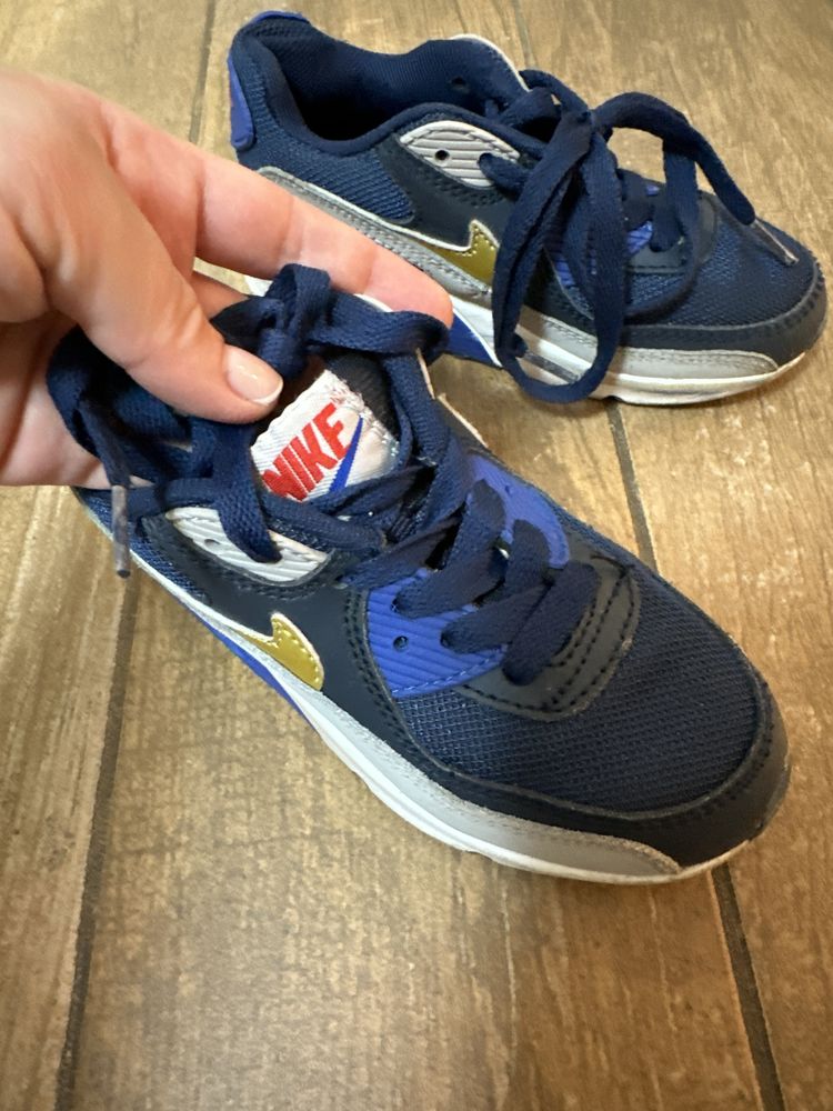 Детские Nike air кроссовки 28 размер