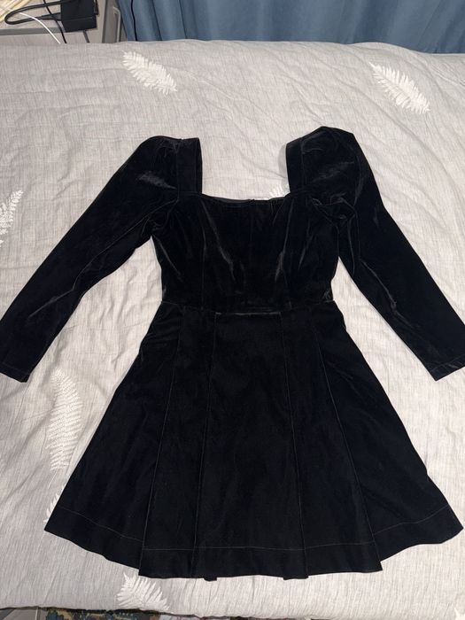 Черное платье вечернее