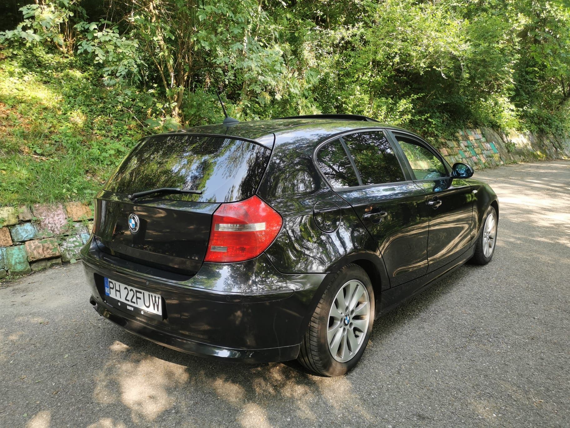 BMW seria 1 benzină 2008Bmw 118i (2.0) 143cp, facelift
Cutie viteze au