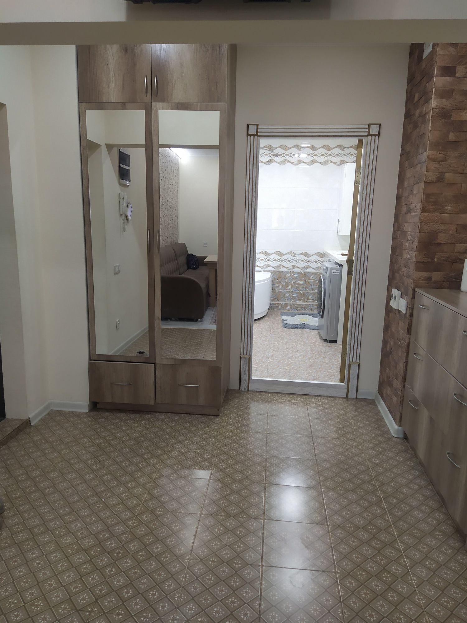 Нукусская 3/2/12 банковская 130 м2,ремонт,меб,тех