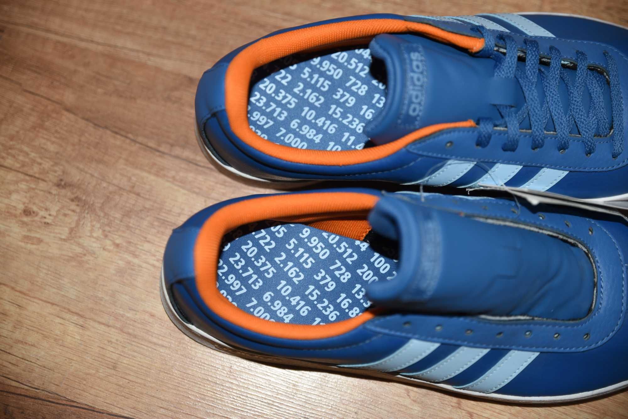 Adidas НОВИ оригинални кецки, номер 44