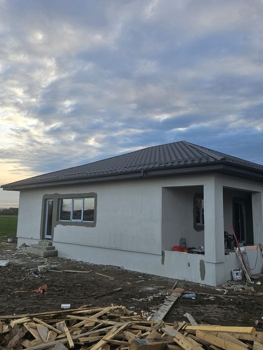 Vand Casa pe Parter!