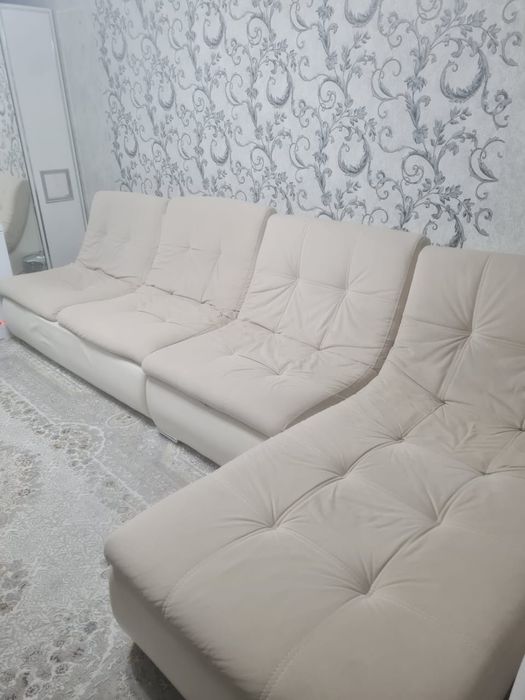 Продам диван  хорошего качества