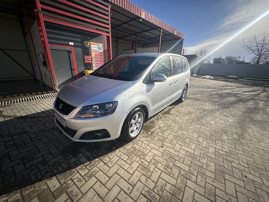 Seat Alhambra 2011
