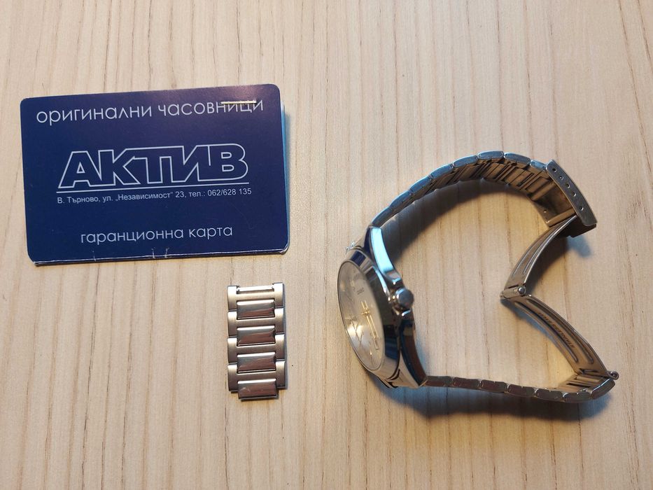 Часовник CASIO 5336 MTP-1370 Мъжки аналогов сребрист JAPAN с дата ден