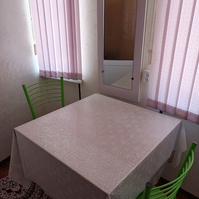 Madad hostel mehmonhona sutkalik