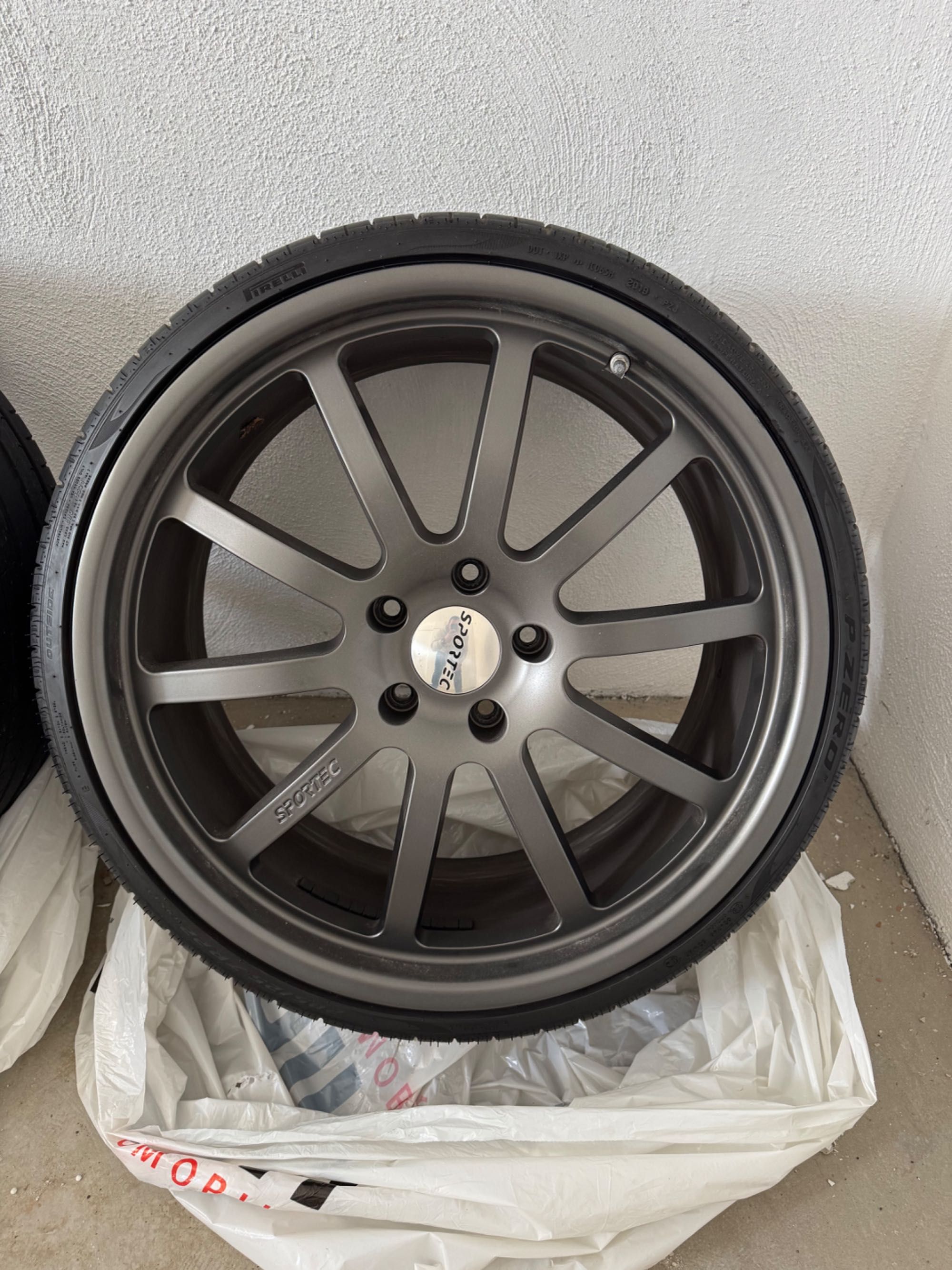 Джанти с Гуми 22" за Audi RS6