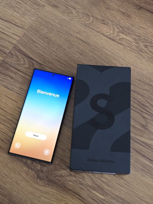 Vând Samsung S22 Ultra