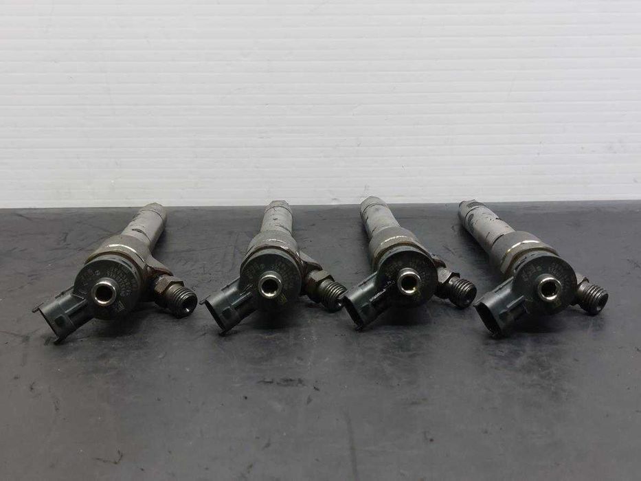 Kit injectie injector injectoare Peugeot 3008 5008 YH01 0445110955