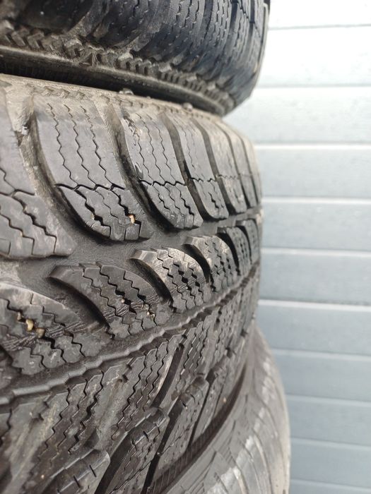 2бр зимни гуми 175/65/14 - DEBICA FRIGO 2

DOT-1417
Грайфер- около 6мм