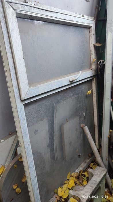 Пластиковое  окно  бу