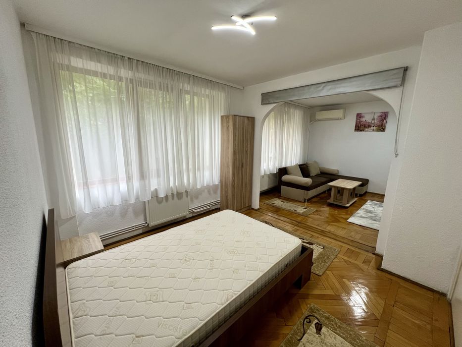 Chirie apartament 72mp, mobila-electrocasnice noi, centrala termica