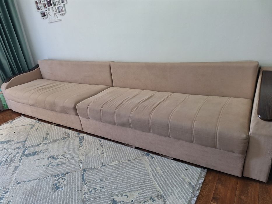 Продам диван 4 метра за 90000 тг