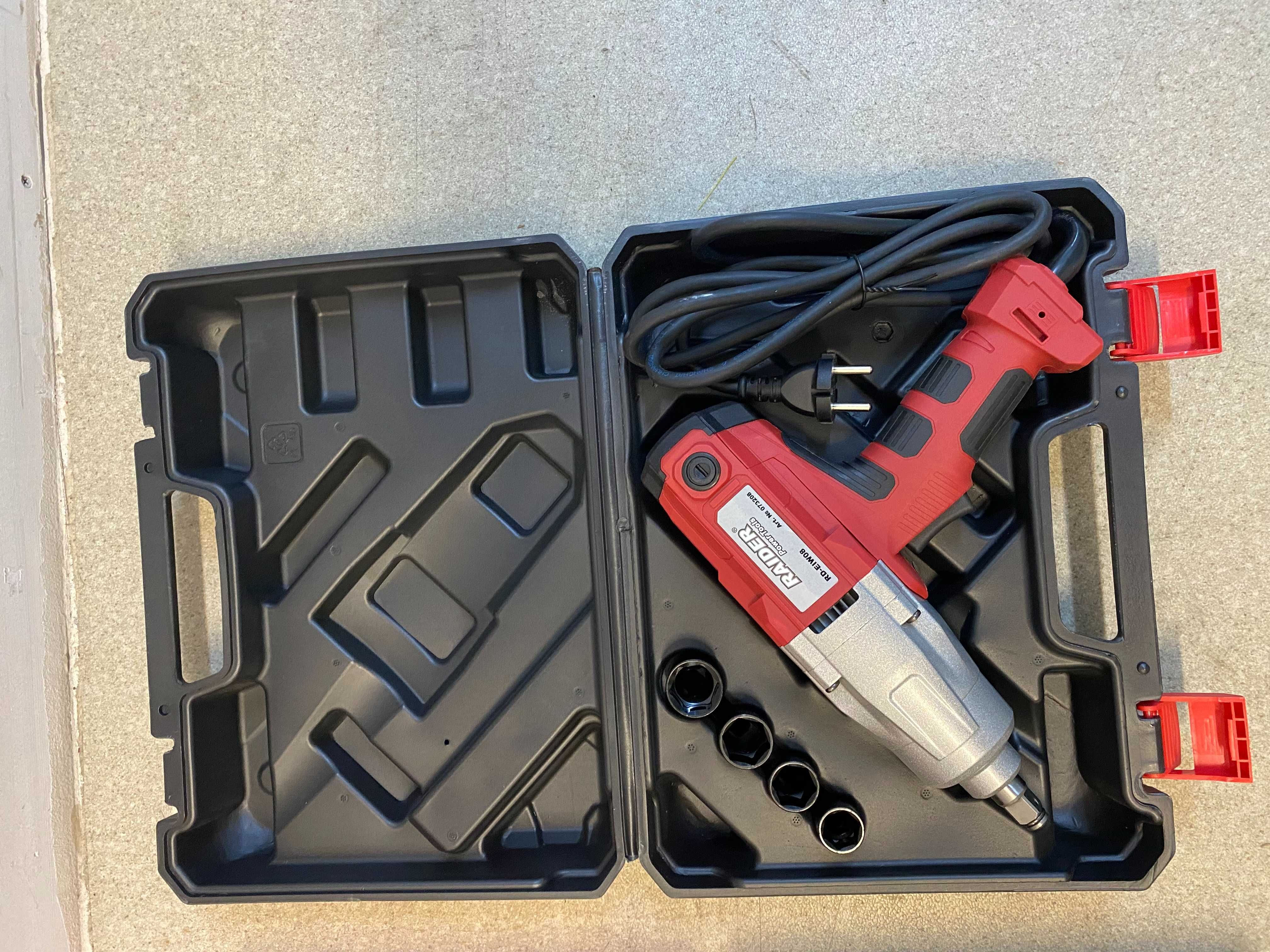 К-т Безч. Ъглошлайф и ударна борм. 18V2x4Ah /Гайковерт удар 1/2" 950W