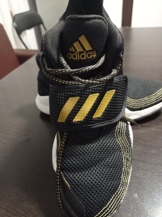 Adidas Deep threath primeblue