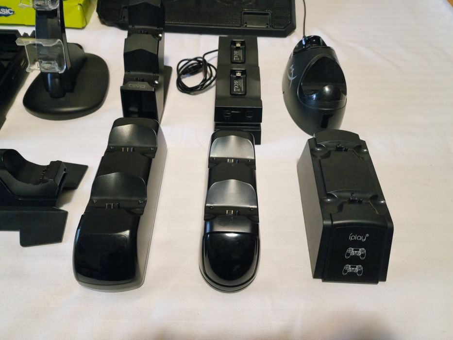 Stand/Dock/Cooler incarcare controller dual ps4