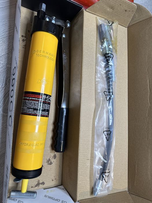 Pistol Gresare L900 UZ industrial presiune 12.000 Gresor Pneumatic