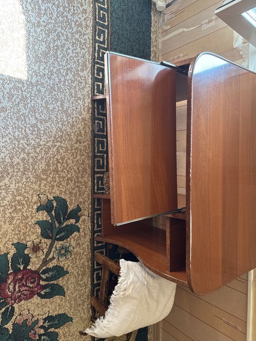 Компьютерный/письменный стол