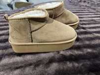 2 perechi de ugg soya