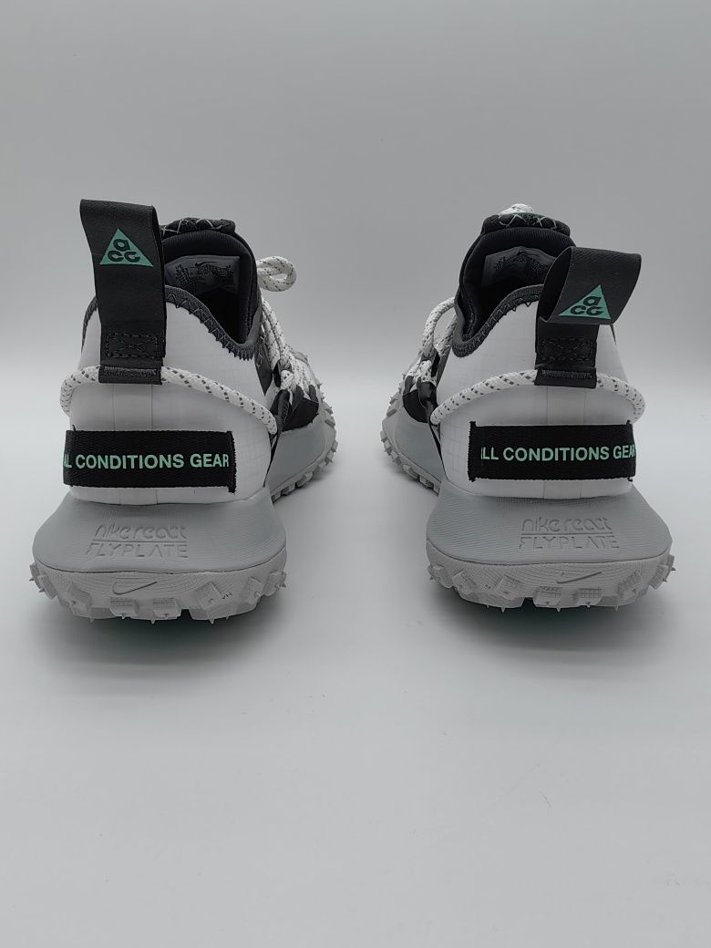 Nike ACG Mountain Fly Low SE