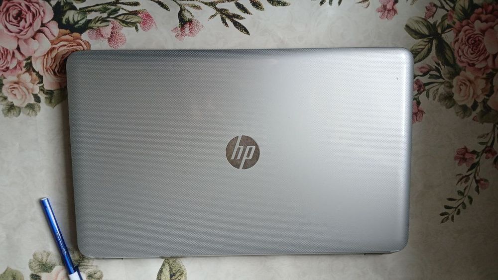 Noutbuk HP Pavillion