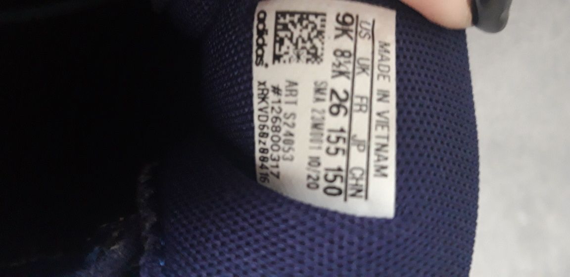 Детски маратонки! Adidas! 15 лв.