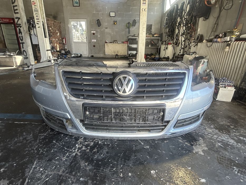 Bara fata vw Passat b6 trager radiatoare faruri
