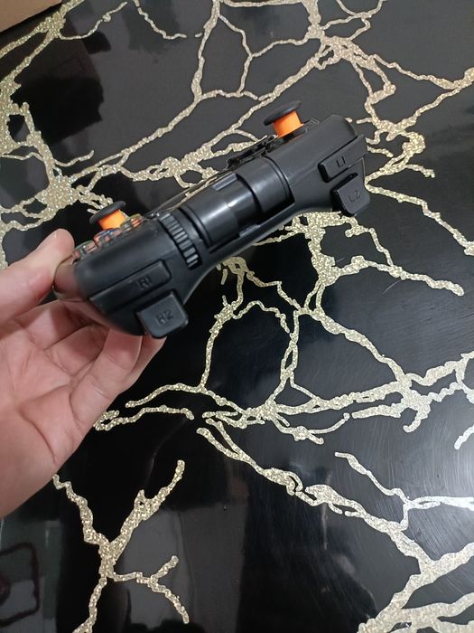 Controler de jocuri wireless