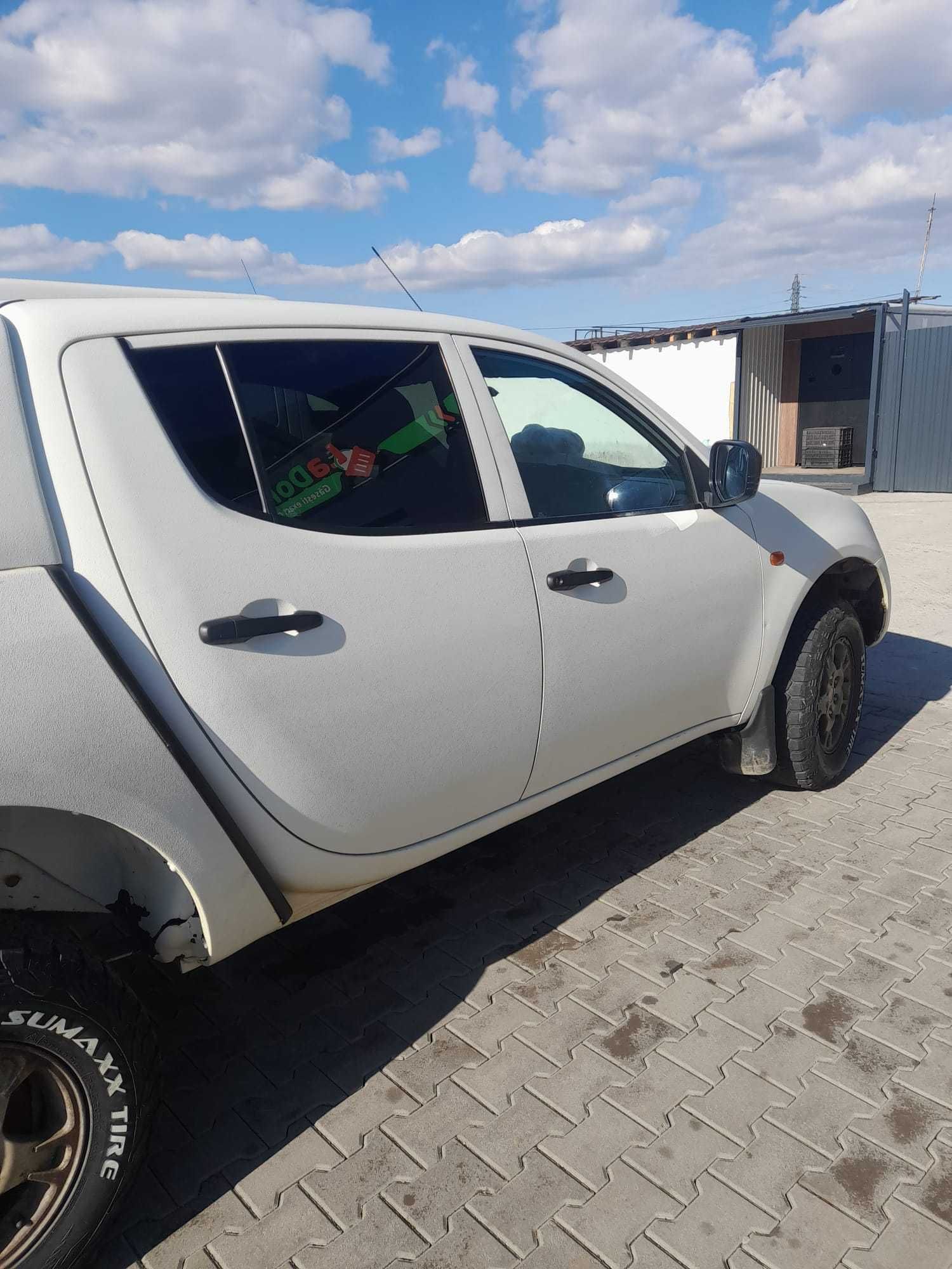 Autoutilitara  Mitsubishi
