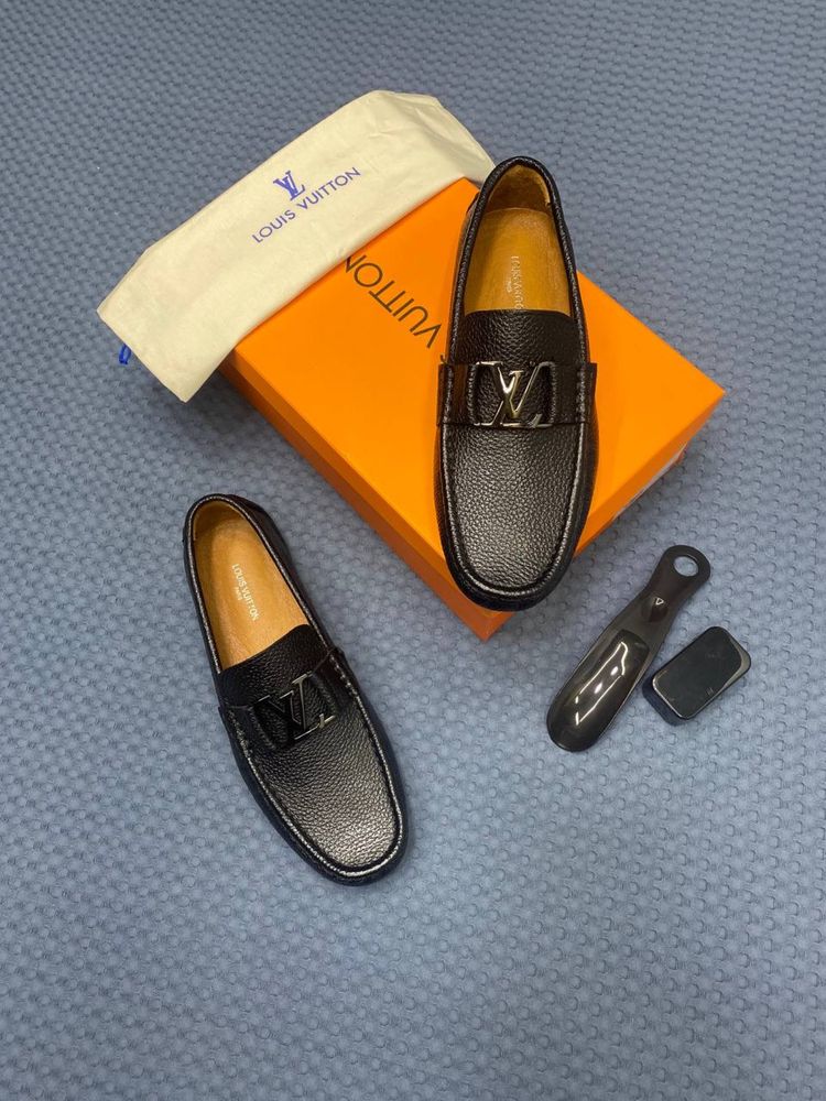 Pantof-Mocasini Louis Vuitton bărbați-model disponibil 3 culori-Piele