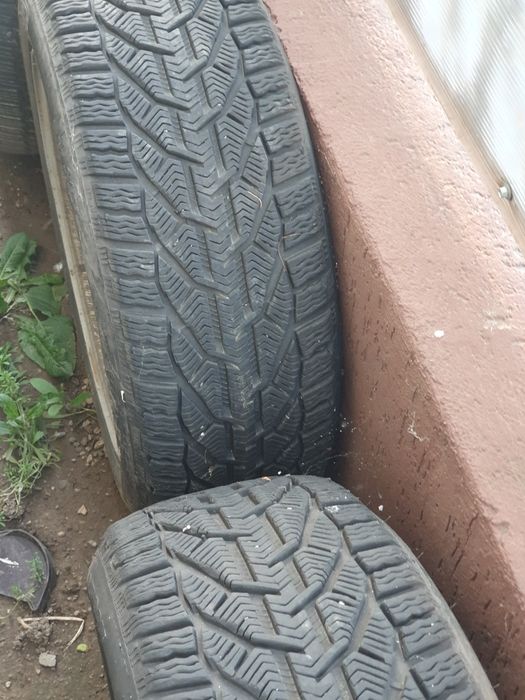 Jante w212 pe17 cu cauciucu sau schimb cu diverse 225 50 17 iarna