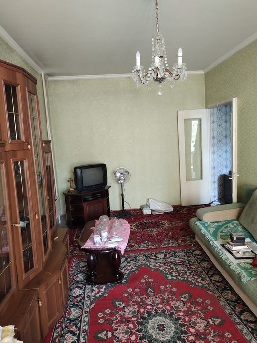 Продаю Юнусабад-8кв. 2/3/5